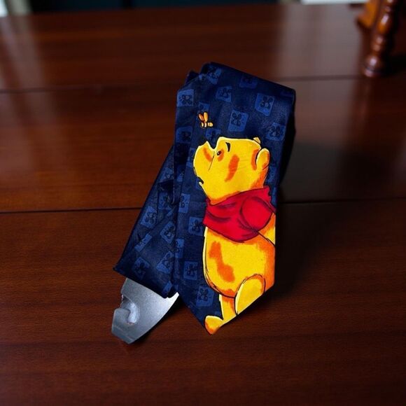 Vintage Disney Winnie The pooh Polyester Neck Tie - Picture 1 of 3